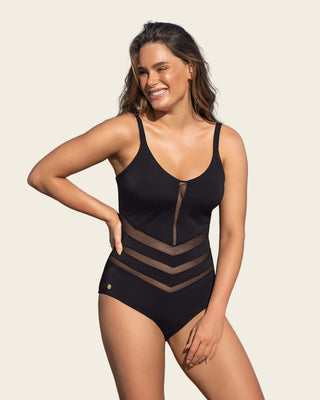 Bañador entero control suave de abdomen elaborado en nylon reciclado#color_700-negro