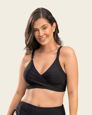 Top de bikini ecoamigable con escote cruzado#color_700-negro